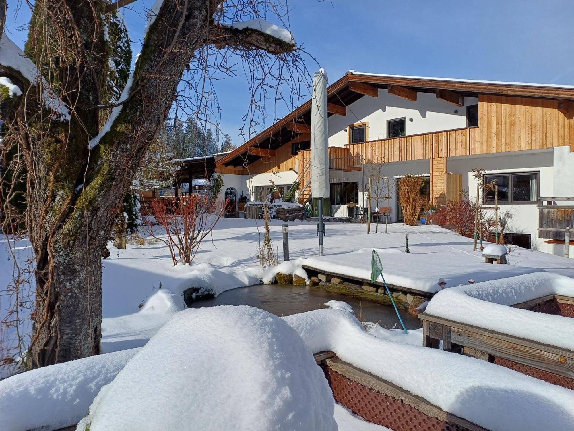 Landhaus Almdorf Ξενοδοχείο Sankt Johann in Tirol Εξωτερικό φωτογραφία